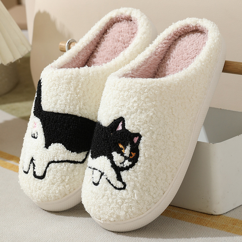Embroidery Fabric - Zimowe pluszowe urocze kapcie domowe z