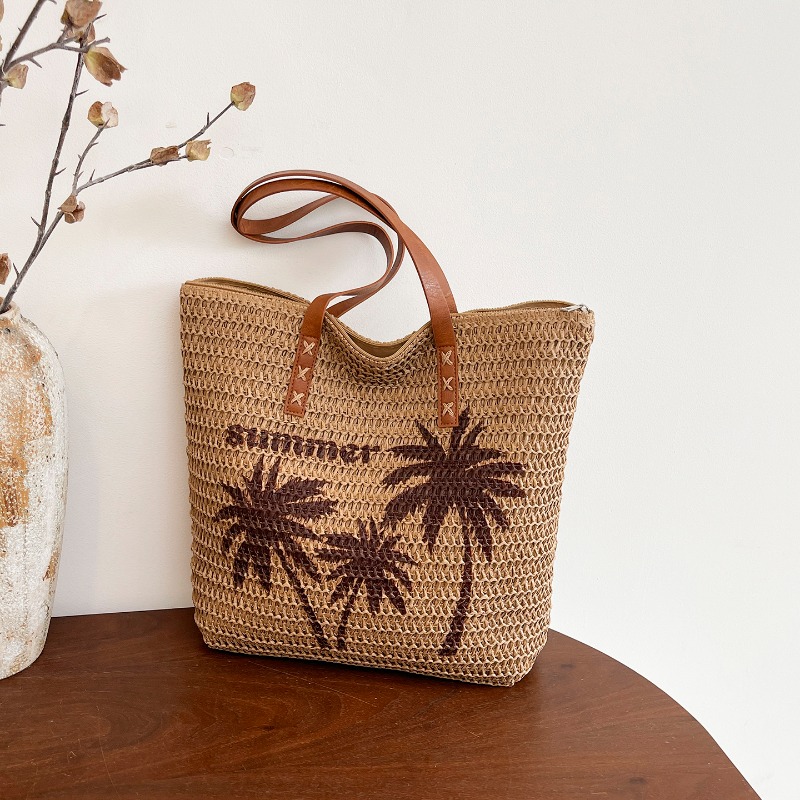 Prosta, modna torba z haftem,  – Embroidery Bali recenzja i cena