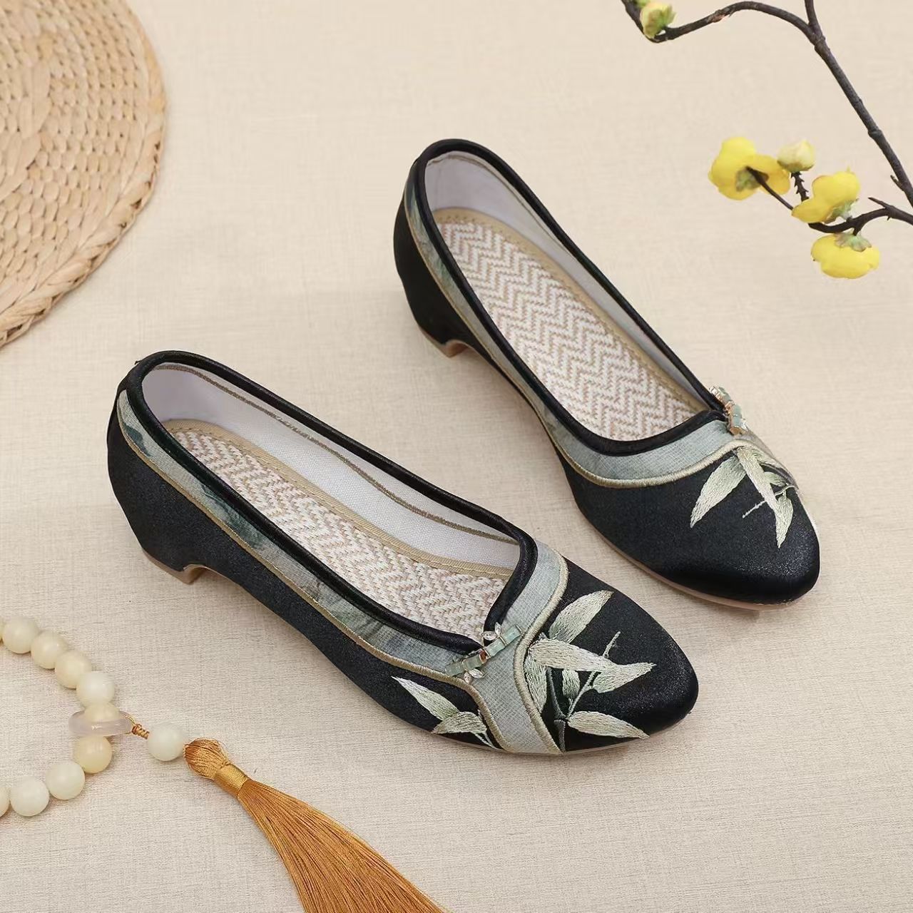 Damskie buty Cheongsam na nisk – Embroidery Fabric recenzja i cena