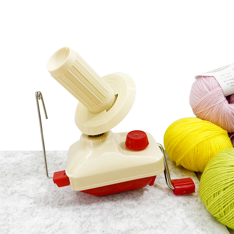 Czerwona nawijarka do przędzy  – Embroidery Operator recenzja i cena