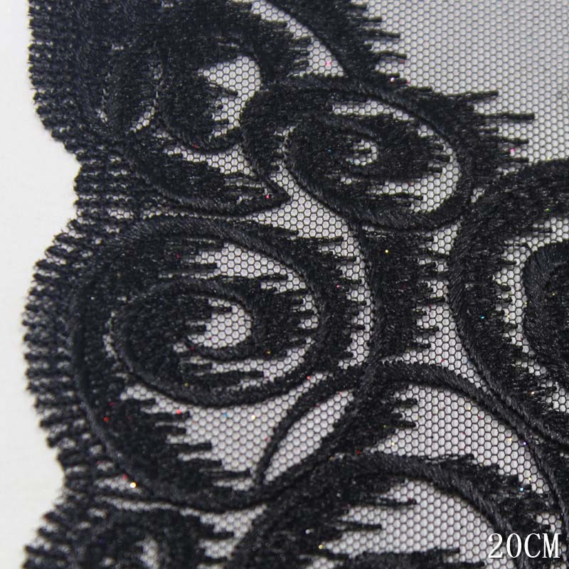 28 jardów haftowanej koronki,  – Embroidery Yellow Dress recenzja i cena