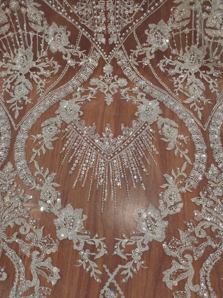 1 jard białej, gęstej siatki z – Embroidery Wedding recenzja i cena