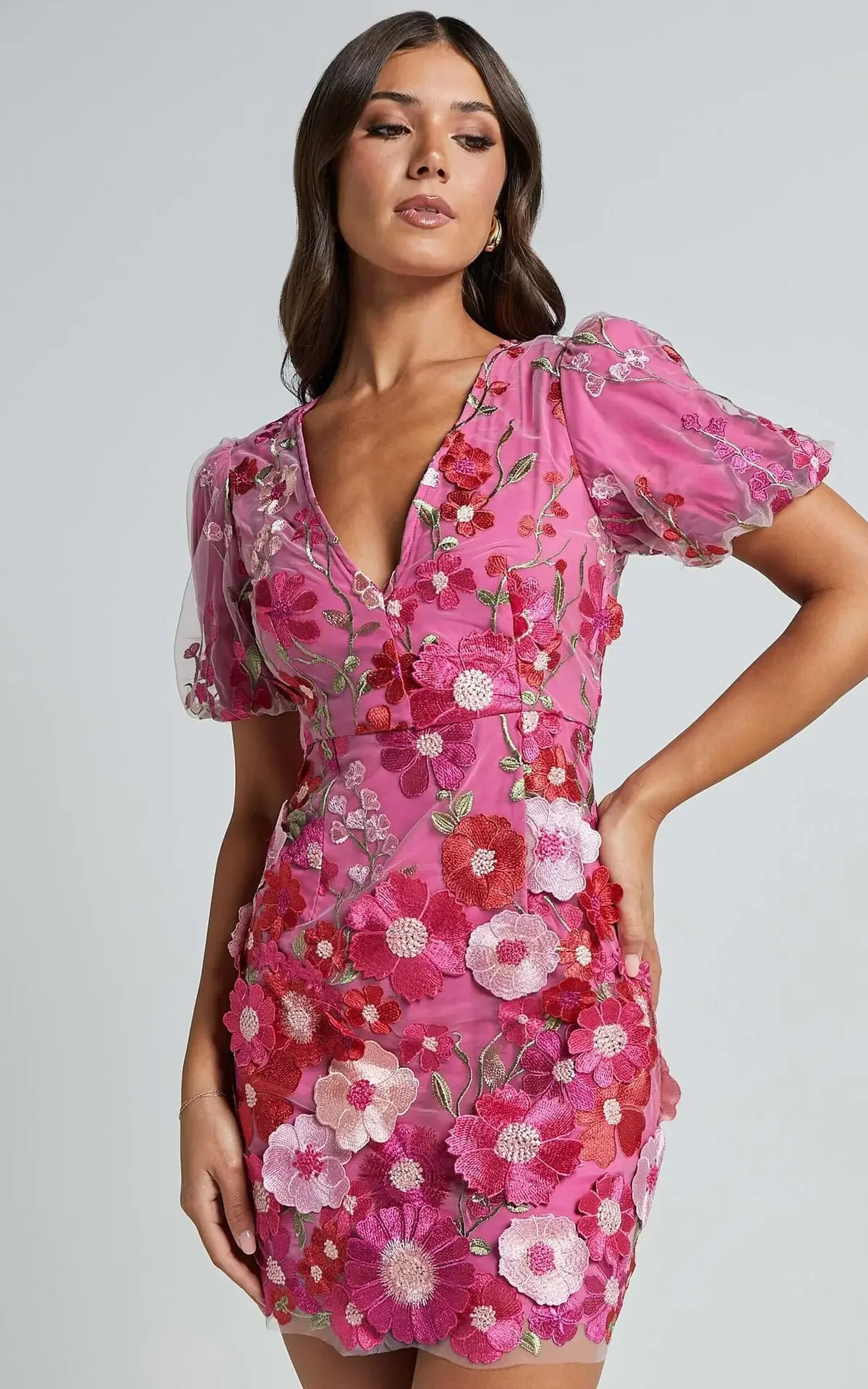 Seksowna haftowana sukienka be – Embroidery Zara recenzja i cena