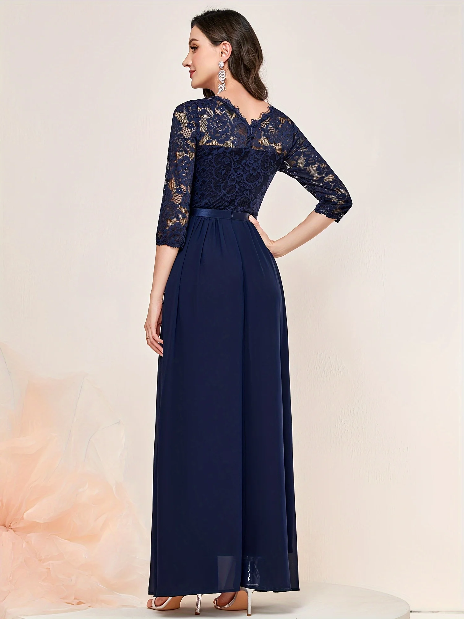 Elegancka koronkowa suknia wie – Embroidery Wedding recenzja i cena