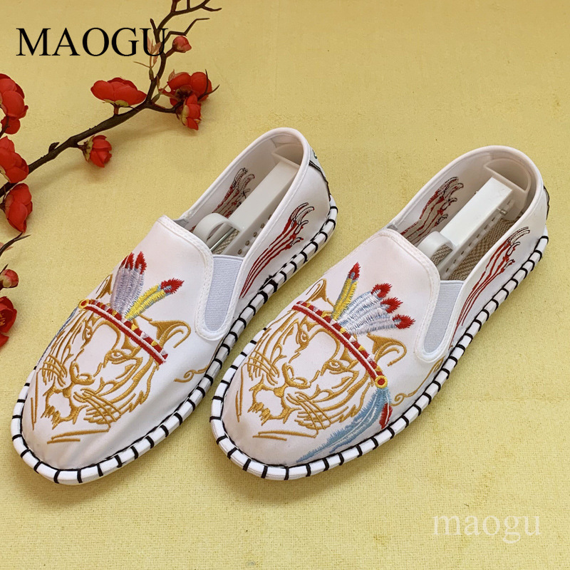 Unisexowe wsuwane buty w chińs – Embroidery Fabric recenzja i cena