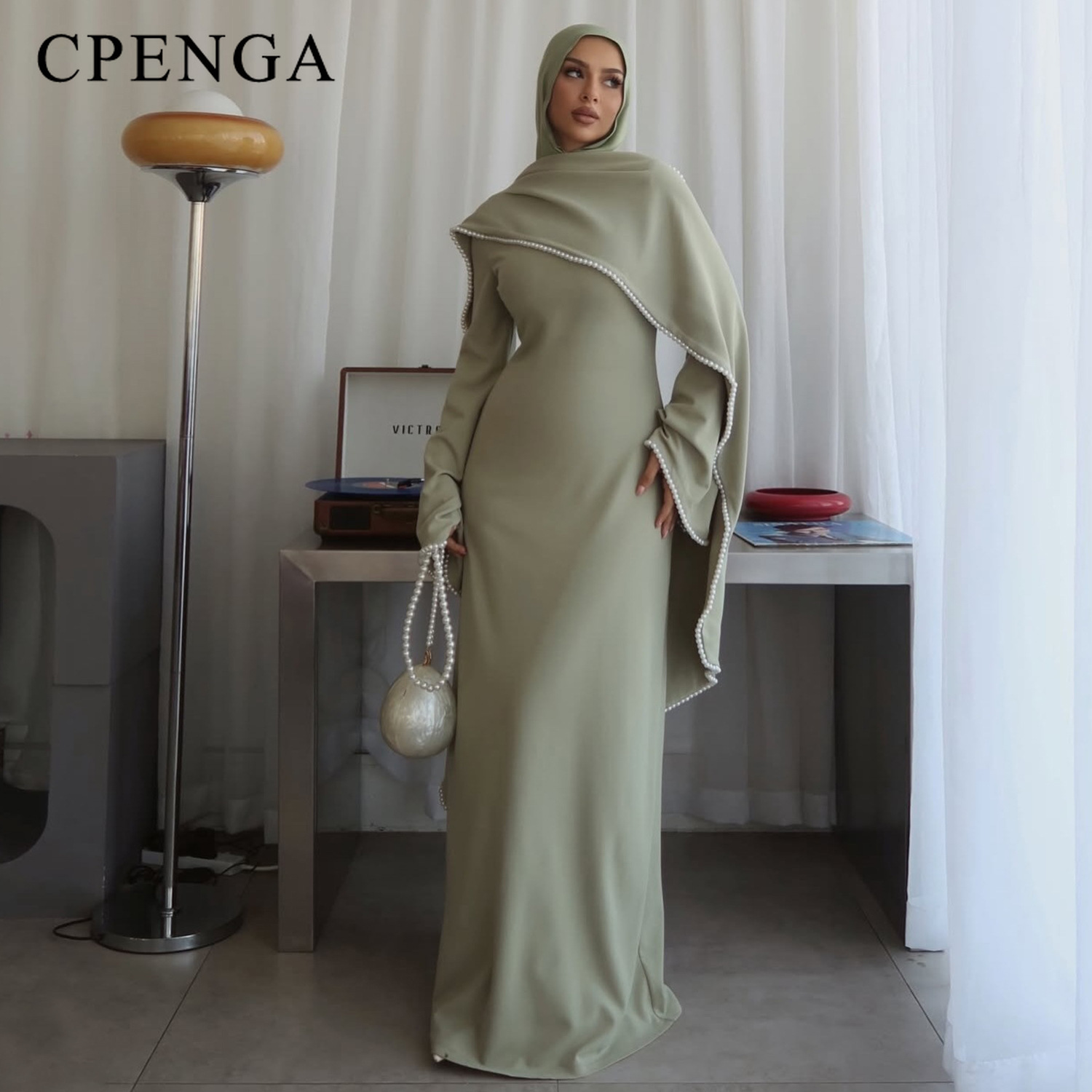 Luksusowa abaja z Dubaju z kor – Embroidery Abaya recenzja i cena